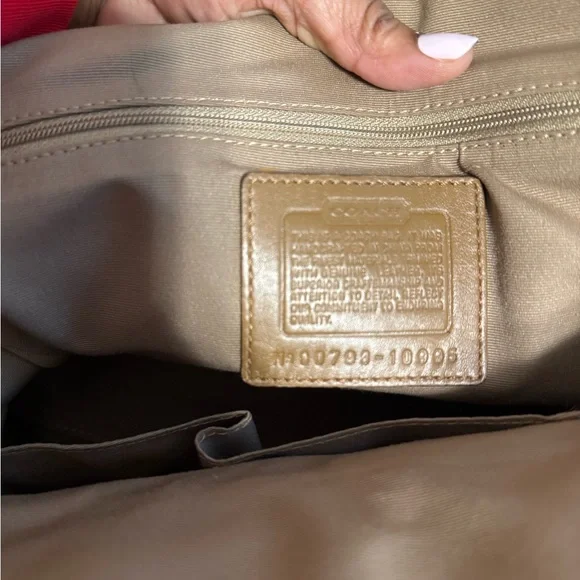 Coach Chelsea Optic Signature Jacquard/Leather Satchel - Picture 13 of 13